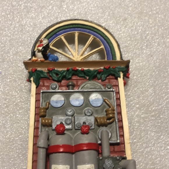 Vintage Coca Cola 1995 North Pole Bottling Works Collection - Picture 5 of 16